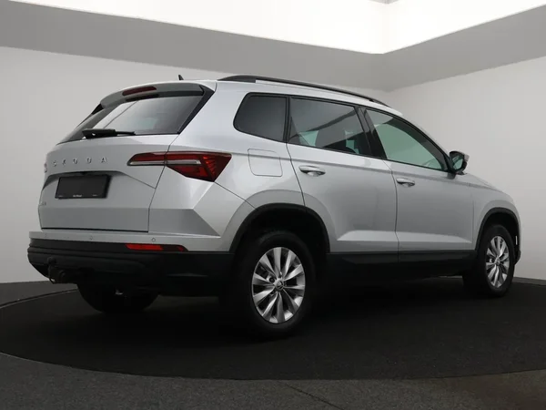 Škoda Karoq (2023) — foto 30 van 30
