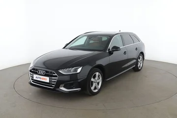 Audi A4 f593df75-e70e-427f-b5b4-ffa997827081