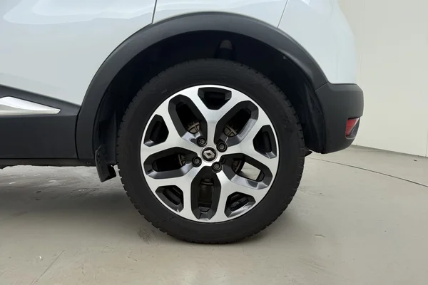 Renault Captur (2019) — foto 15 van 18