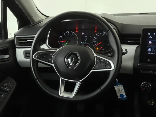 RENAULT Clio (2021) — foto 14 van 26