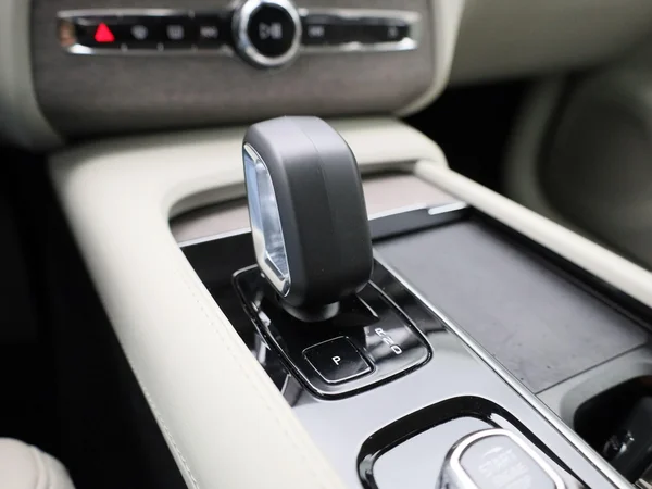 Volvo XC90 (2022) — foto 19 van 49