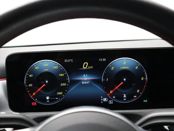 Mercedes-Benz A-Klasse (2022) — foto 5 van 30