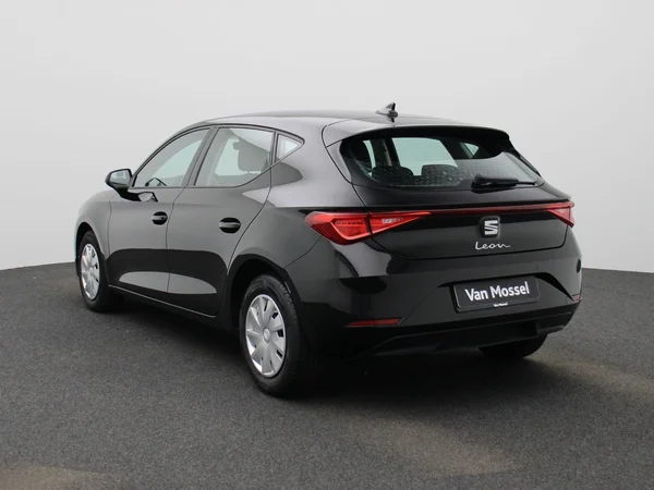SEAT Leon (2023) — foto 12 van 37