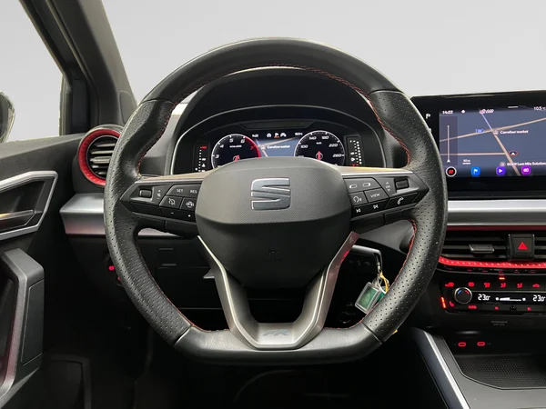 SEAT Arona (2024) — foto 18 van 20