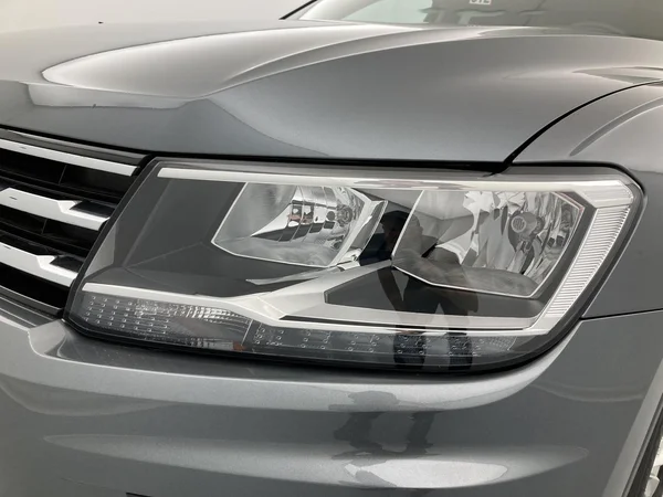 VOLKSWAGEN Tiguan Allspace (2021) — foto 2 van 36