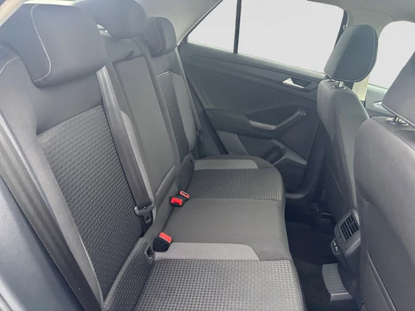 VOLKSWAGEN T-Roc (2021) — foto 7 van 18