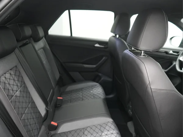 VOLKSWAGEN T-Roc (2025) — foto 8 van 27