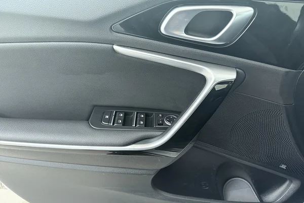 Kia ProCeed (2021) — foto 8 van 22