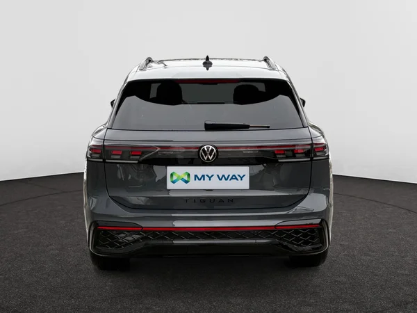 VOLKSWAGEN Tiguan (2026) — foto 13 van 18