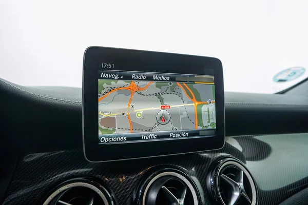 Mercedes-Benz GLA (H247) (2020) — foto 21 van 44