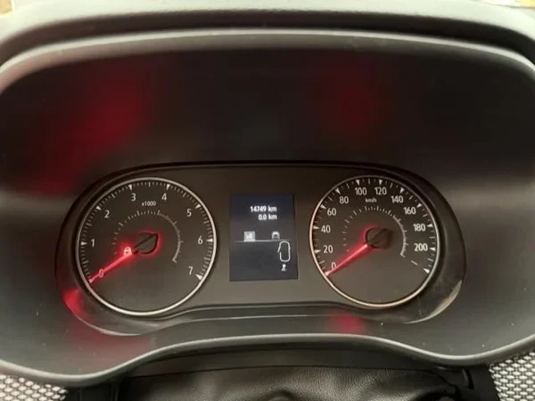 Dacia Sandero Stepway (2025) — foto 3 van 17