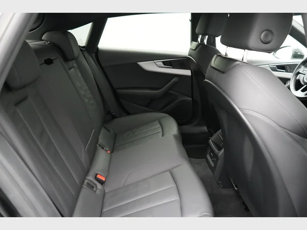 AUDI A5 Sportback (2020) — foto 17 van 29