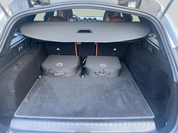 Mercedes-Benz C-Klasse (2023) — foto 9 van 20