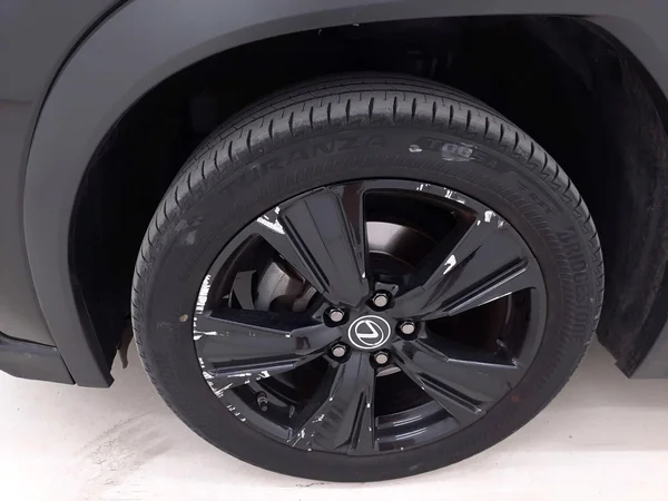 Lexus UX 250h (2022) — foto 7 van 23