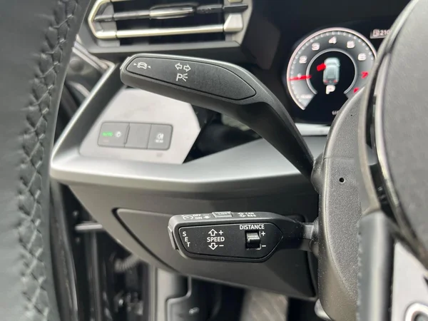 AUDI A3 Sportback (2024) — foto 4 van 21