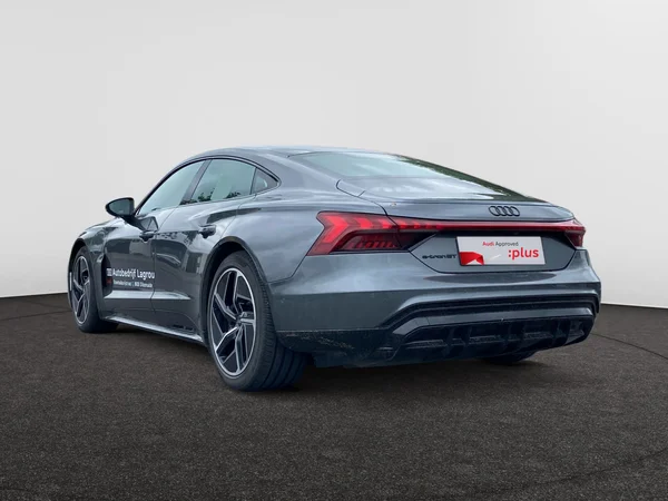 AUDI E-tron GT (2023) — foto 19 van 37