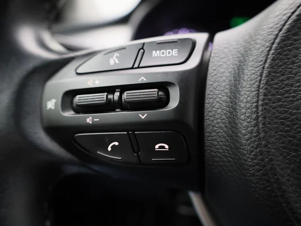 Kia Stonic (2021) — foto 9 van 35