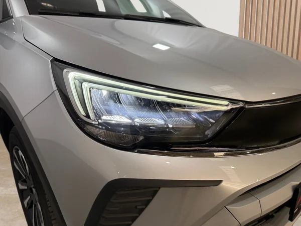 Opel Crossland (2023) — foto 22 van 28