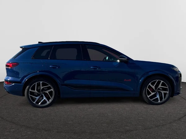 AUDI Q6 e-tron (2025) — foto 22 van 24