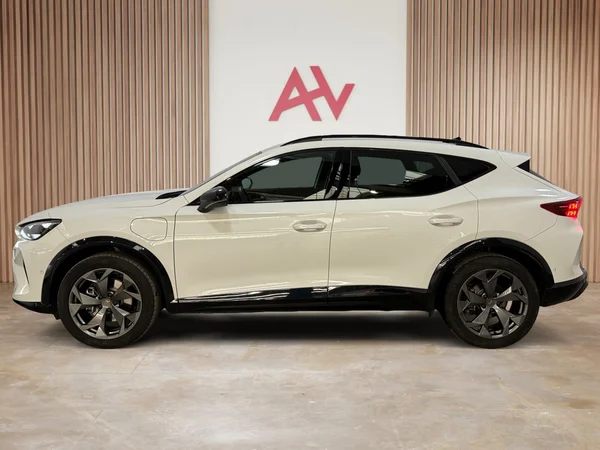 Cupra Formentor (2024) — foto 2 van 30