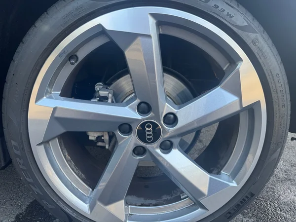 AUDI A3 Alltstreet (2025) — foto 14 van 24