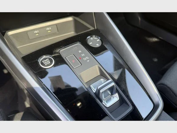 Audi A3 Sedan (2022) — foto 14 van 35