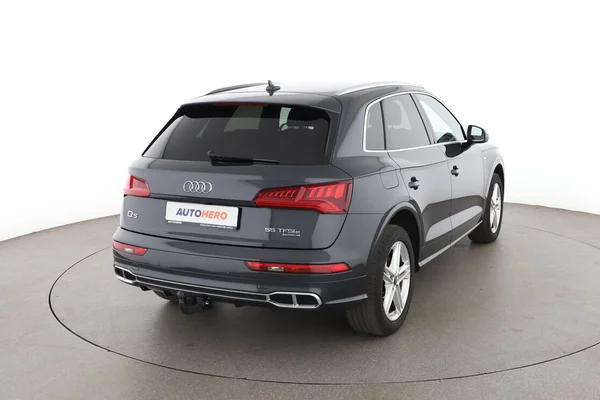 Audi Q5 (2020) — foto 12 van 16