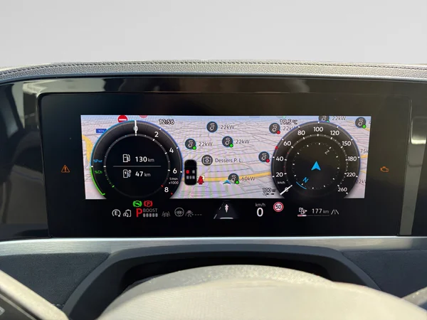 VOLKSWAGEN Passat Variant eHybrid (PHEV) (2025) — foto 16 van 16