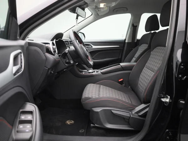 MG ZS EV (2023) — foto 5 van 41
