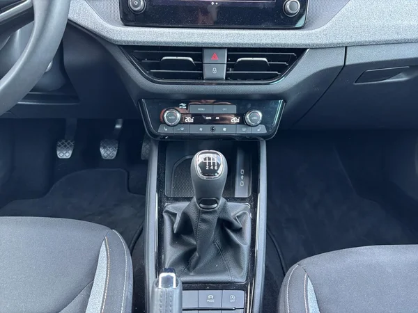 SKODA Kamiq (2026) — foto 3 van 22
