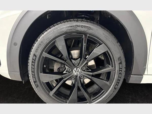 Volkswagen Taigo (2023) — foto 30 van 31