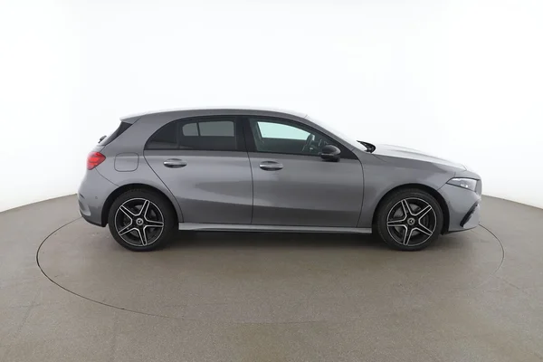 Mercedes-Benz A-Klasse (2023) — foto 13 van 16