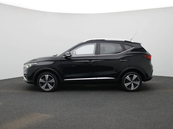 MG ZS EV (2021) — foto 34 van 42