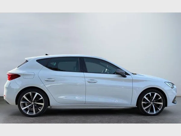 Seat Leon (2024) — foto 15 van 20
