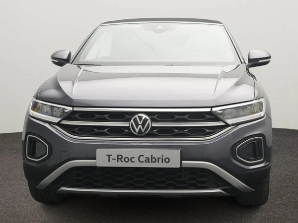VOLKSWAGEN T-Roc Cabriolet (2022) — foto 3 van 10