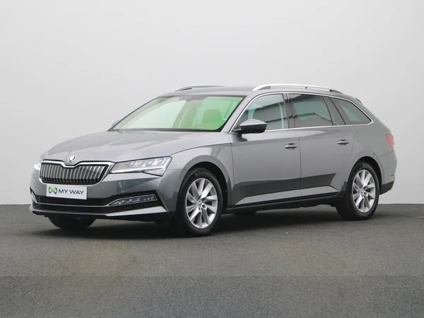 SKODA Superb Combi (2024) — foto 12 van 24