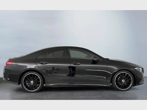 Mercedes-Benz CLA 180 (2021) — foto 23 van 33
