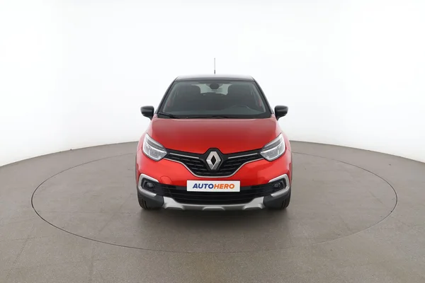Renault Captur (2018) — foto 15 van 16