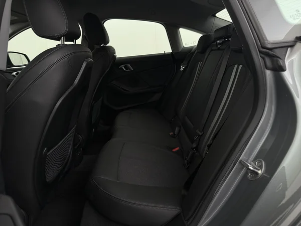 BMW 218 (2022) — foto 5 van 28
