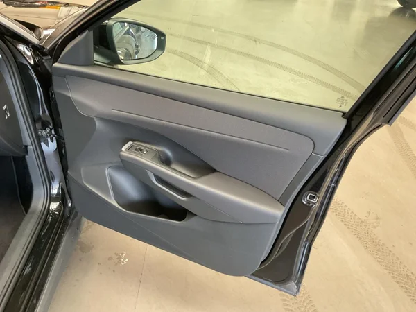 VOLKSWAGEN T-Roc (2025) — foto 9 van 22