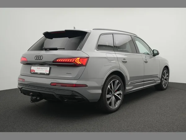 AUDI Q7 PHEV (2023) — foto 23 van 39