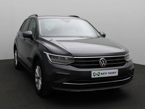 VOLKSWAGEN Tiguan Dsl (2022) — foto 12 van 22