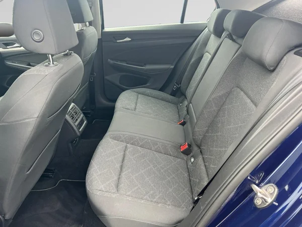 VOLKSWAGEN Golf VIII (2020) — foto 5 van 18