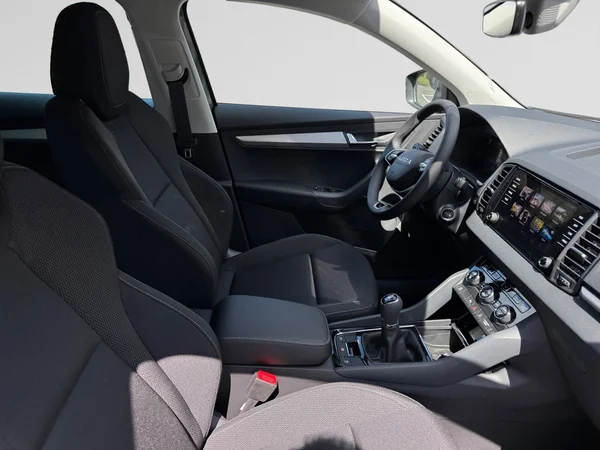 SKODA Karoq (2025) — foto 13 van 20