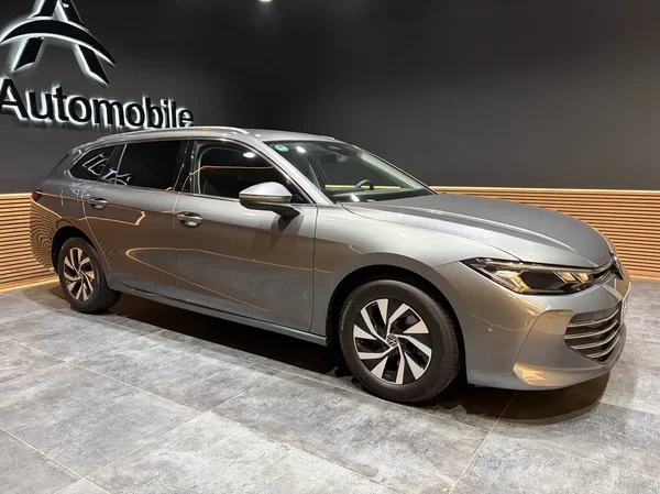 Volkswagen Passat (2024) — foto 20 van 31