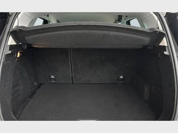 Renault Scénic (2019) — foto 16 van 23