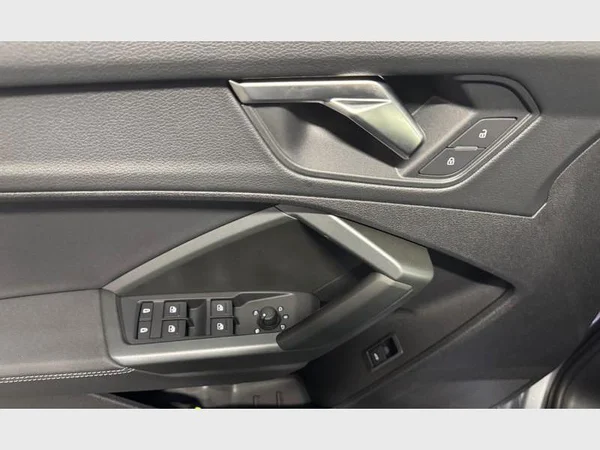 Audi Q3 (2024) — foto 19 van 29