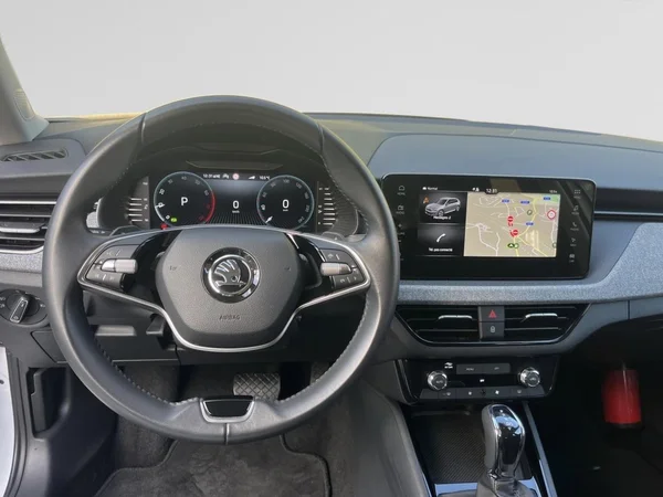 SKODA Kamiq (2024) — foto 6 van 20