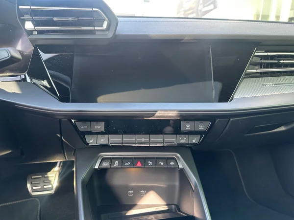 AUDI A3 Sportback PHEV (2025) — foto 5 van 24