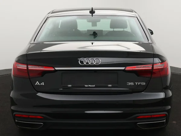 AUDI A4 (2020) — foto 21 van 25
